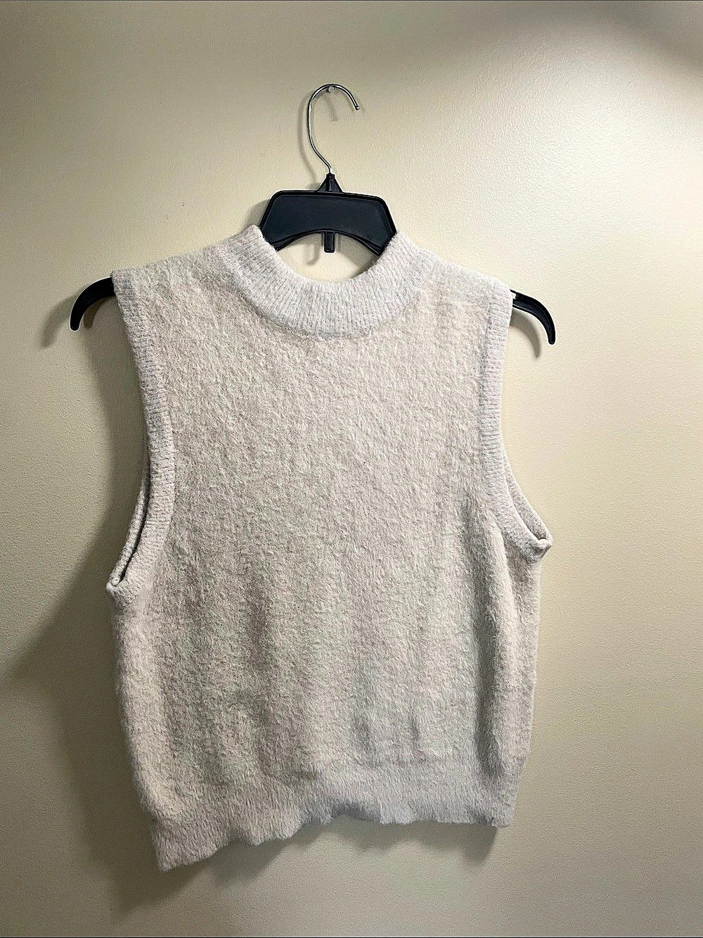 Rachel Zoe Fuzzy Mock Neck Sleeveless Sweater Vest Cream L/XL